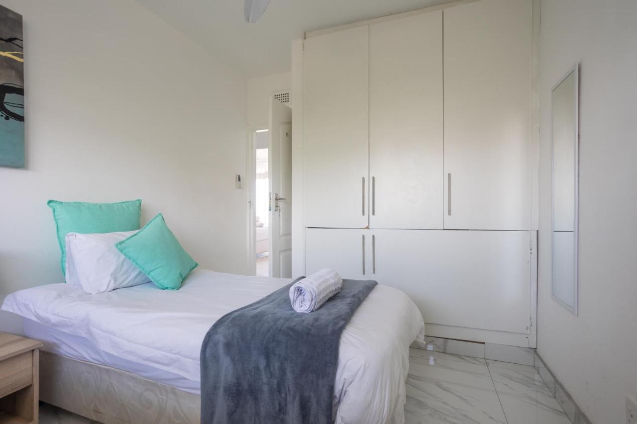 24 Sea Lodge - Sea Viewing Apartment Ντούρμπαν Εξωτερικό φωτογραφία